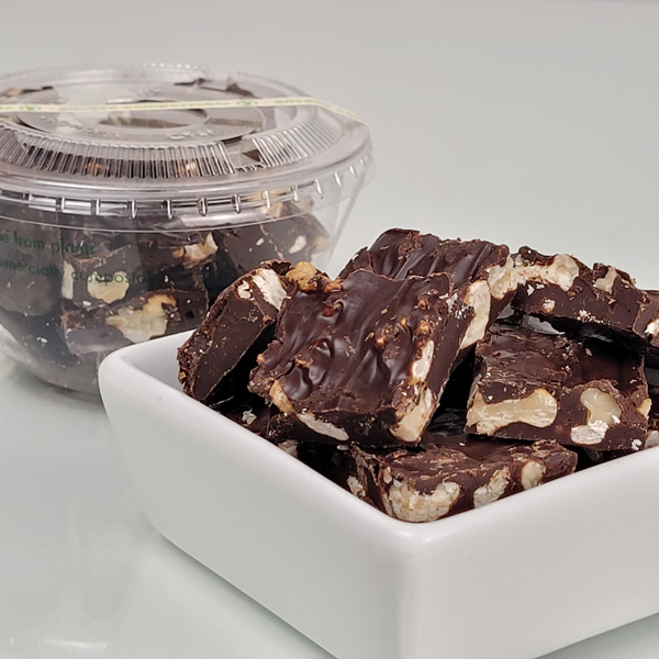 Imagen de Trozos de chocolate amargo y nueces